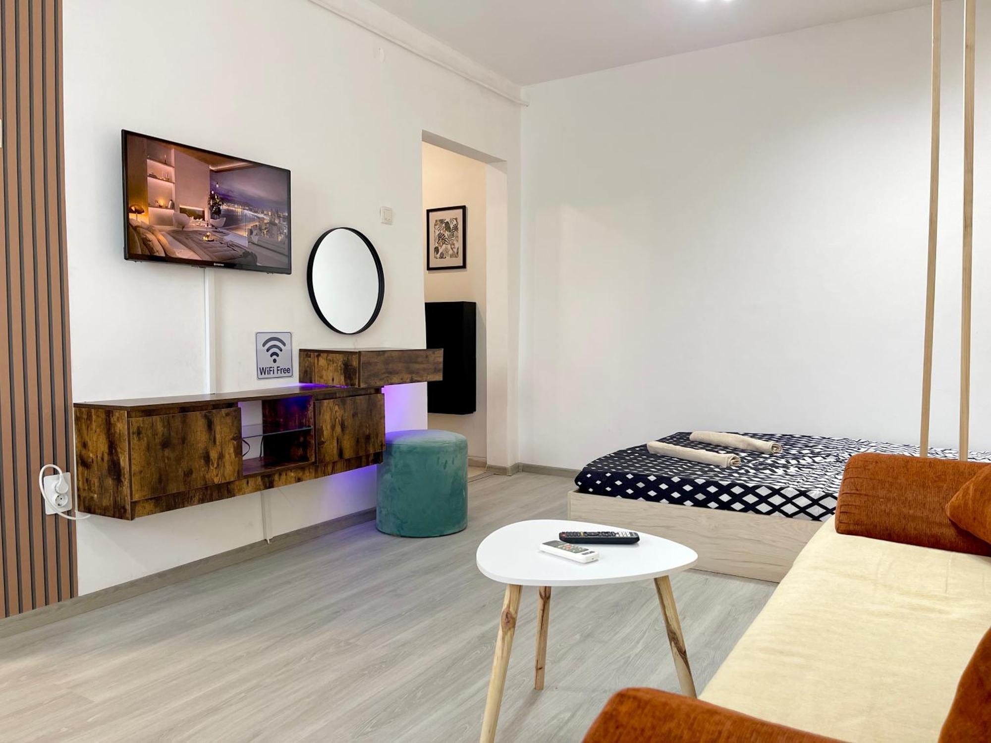 Twins Studio 3 Ploiesti Bagian luar foto